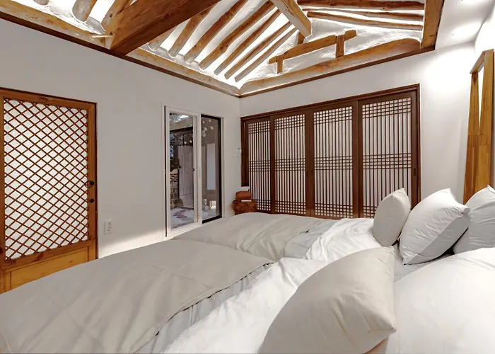 북촌 한옥 소소당 북촌 한옥 Traditional Hanok In Bukchon Hanok Village *